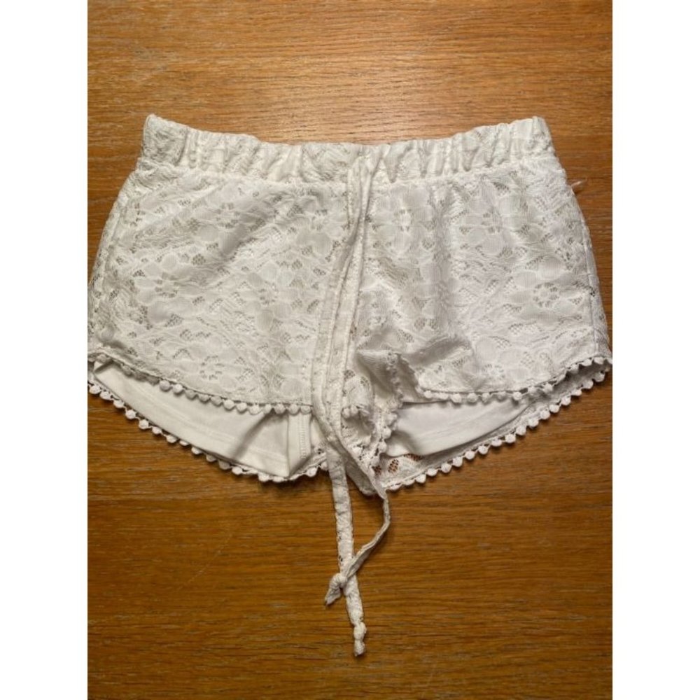Derek Heart Lace Shorts-S